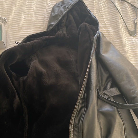 Fur & Leather coat - Picture 3 of 6